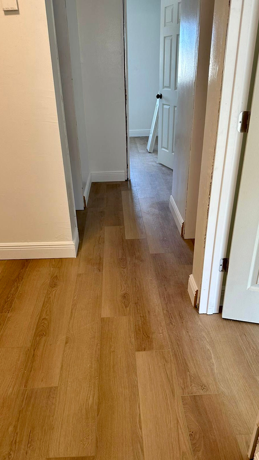 EDGEWATER Luxury Vinyl Floor