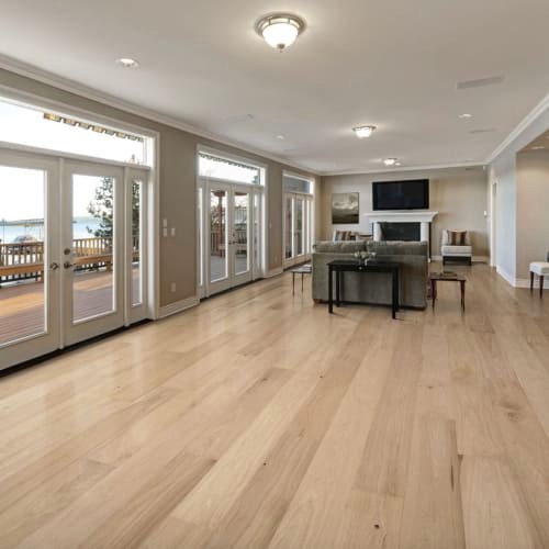 Mackinaw Hardwood