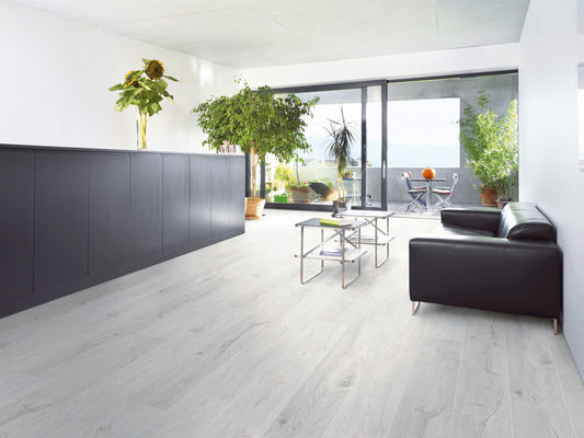 SNOW Laminate
