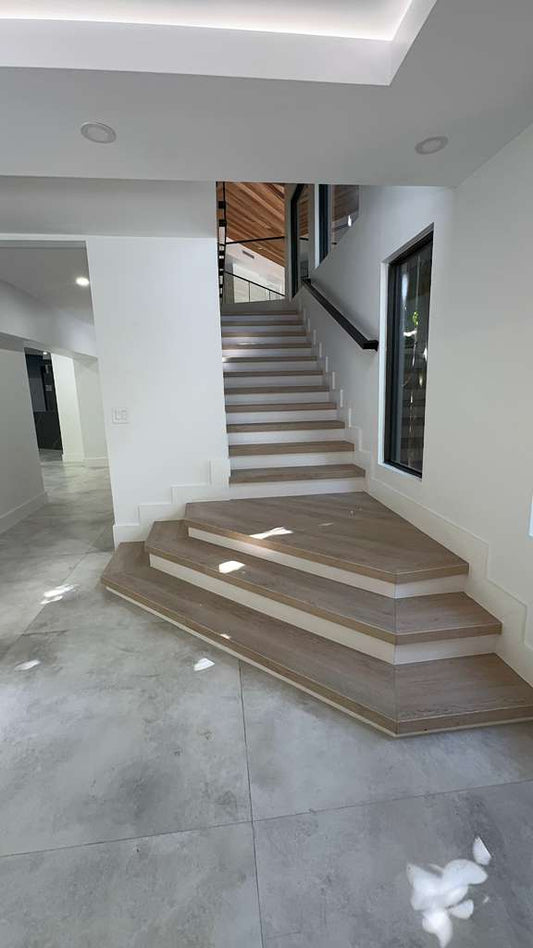 Square Stairnose.