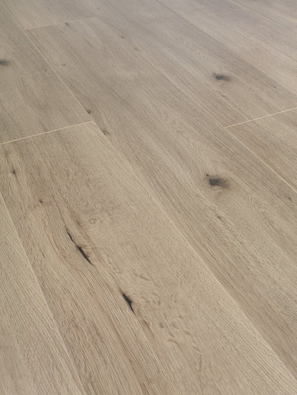 ORBIT OAK Laminate